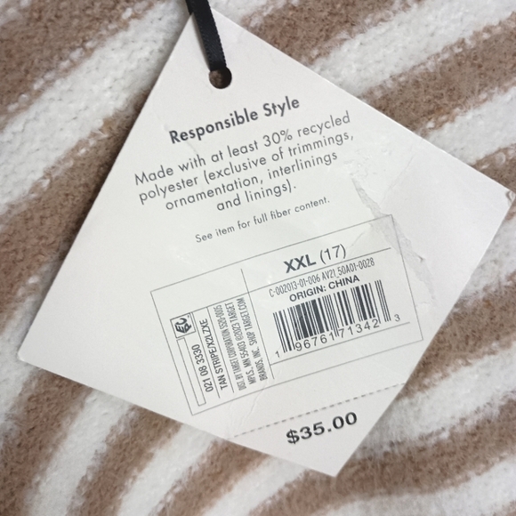 NWT Ava & Viv Cozy V-Neck Sweater in Tan/White Stripe. 🤎🤍 XXL - Picture 5 of 7
